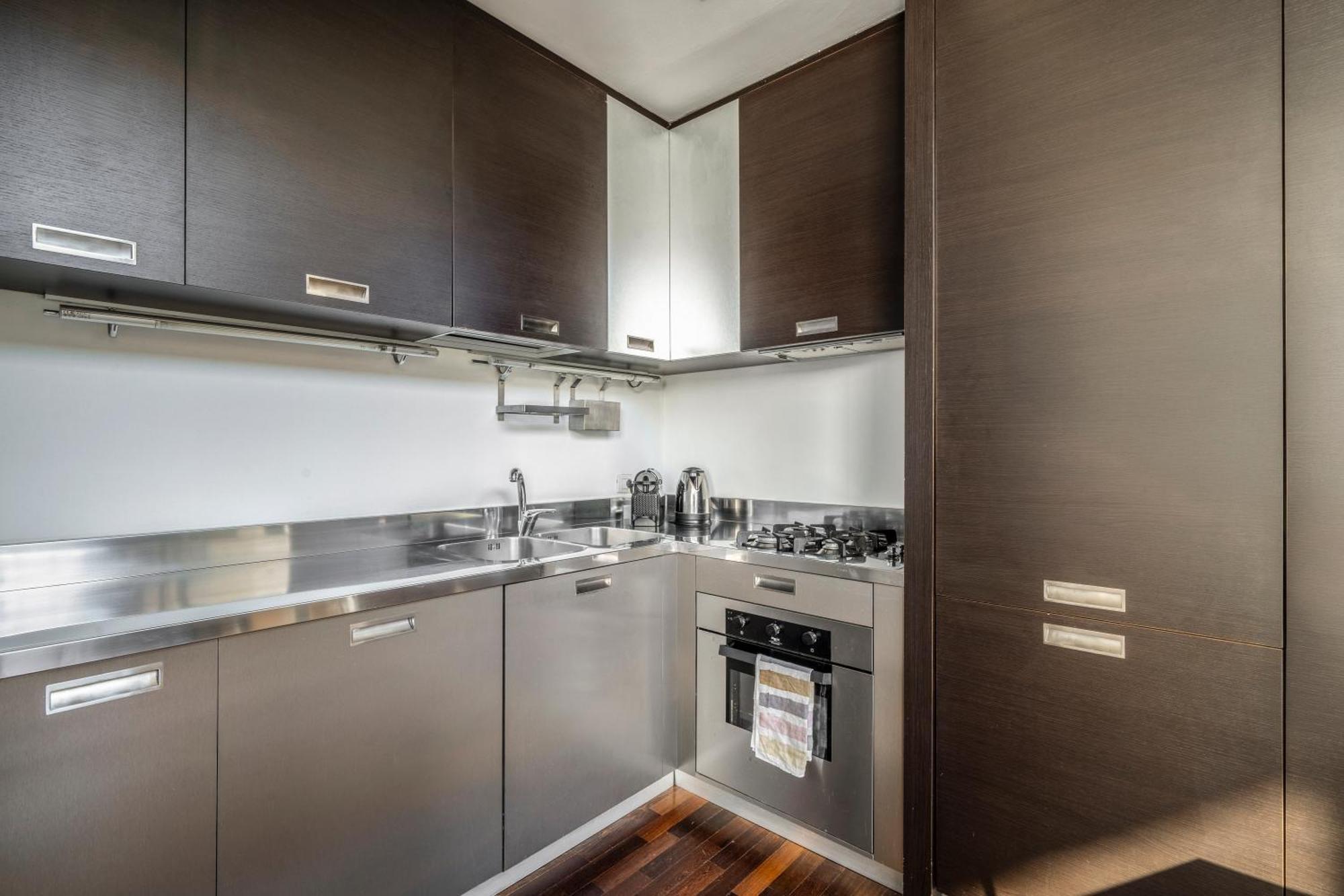 Red Lofty Milano- Loft Moderno Comodo Per Ippodromo, San Siro, Fiere E Politecnico, Parking Mailand